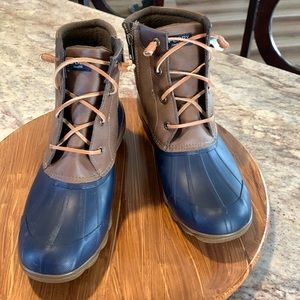 Sperry Duck boots navy & tan size 9